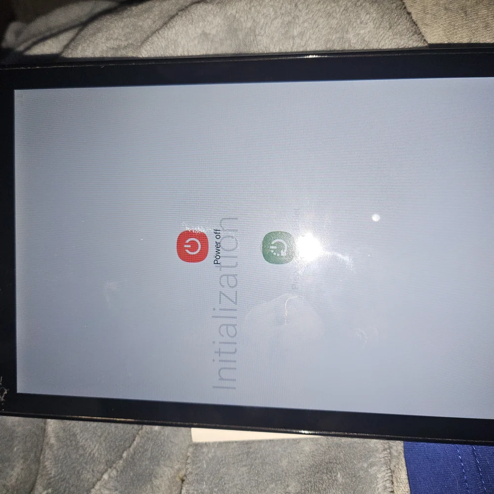 Samsung Galaxy Tab A - Black. 2018/8.0/32GB/LTE
